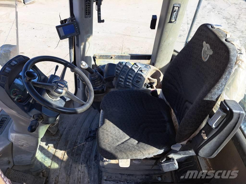 CASE 521 F XR Tekerlekli yükleyiciler