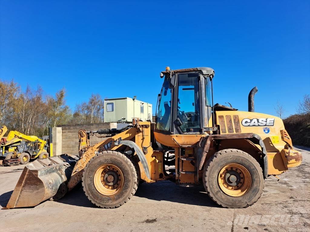 CASE 521 F XR Tekerlekli yükleyiciler