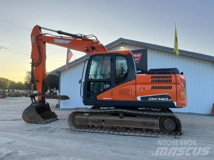 Doosan DX 140 LC Paletli ekskavatörler