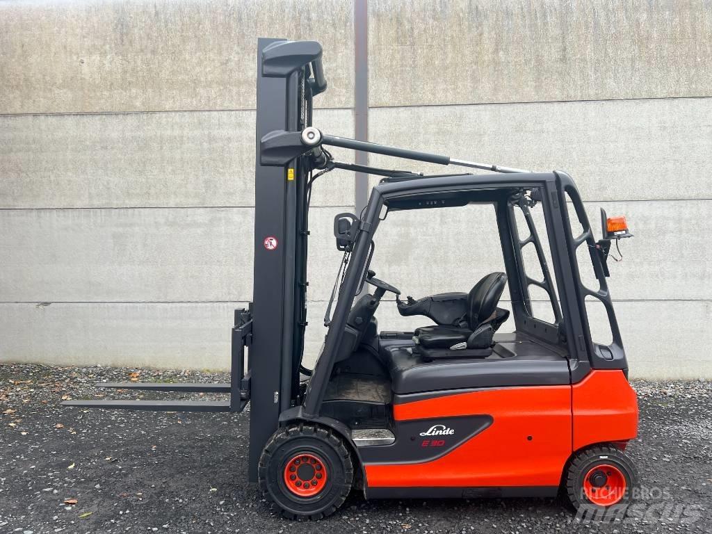 Linde E30L-01 Elektrikli forkliftler