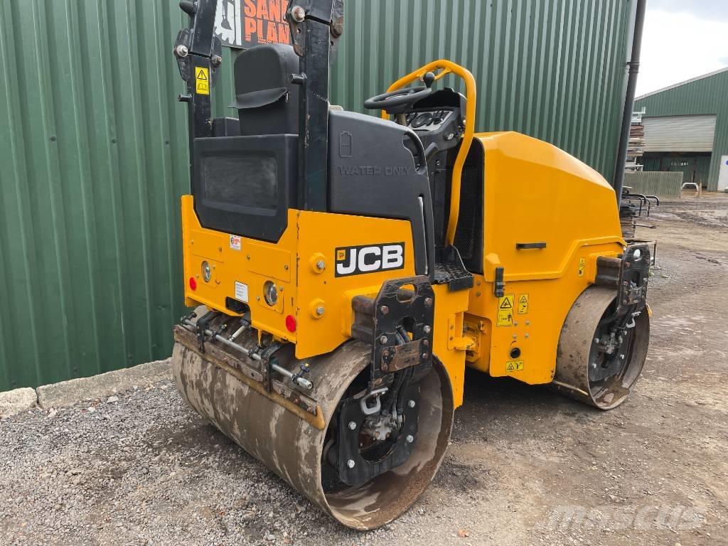 JCB CT 260-120 Çift tamburlu silindirler