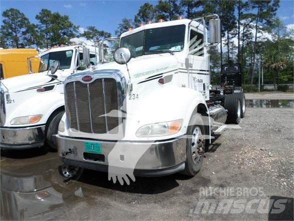 Peterbilt 384 Diger