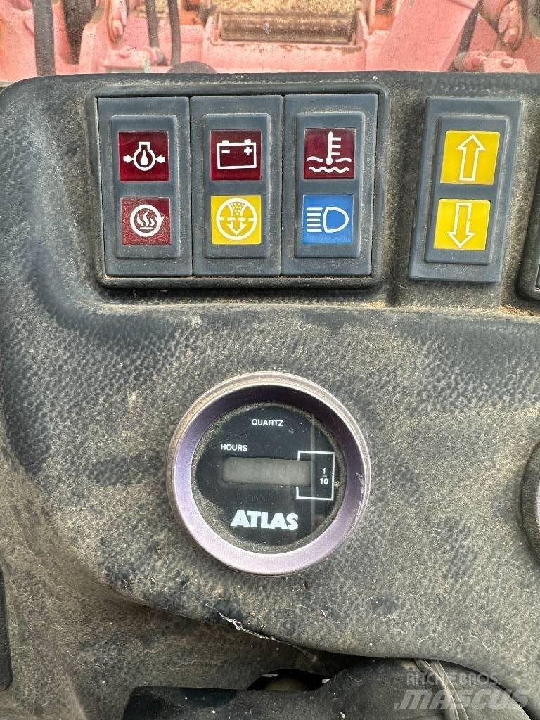 Atlas 62 E Tekerlekli yükleyiciler