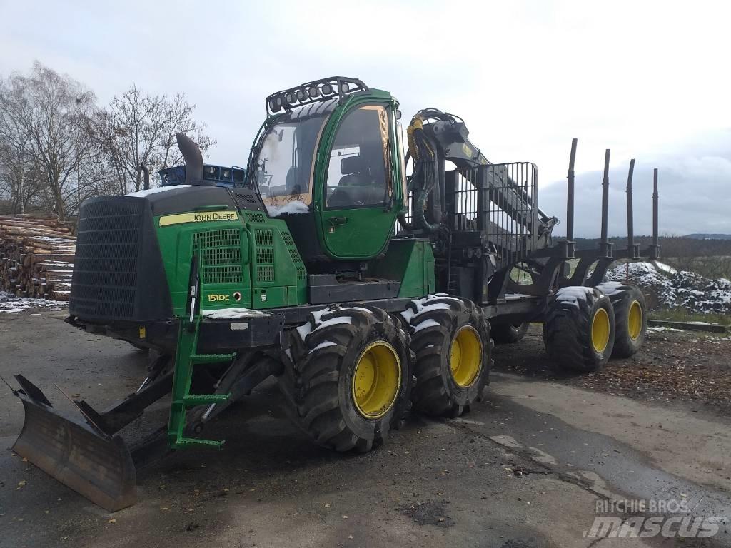 John Deere 1510 E Tomruk yükleyici traktörler