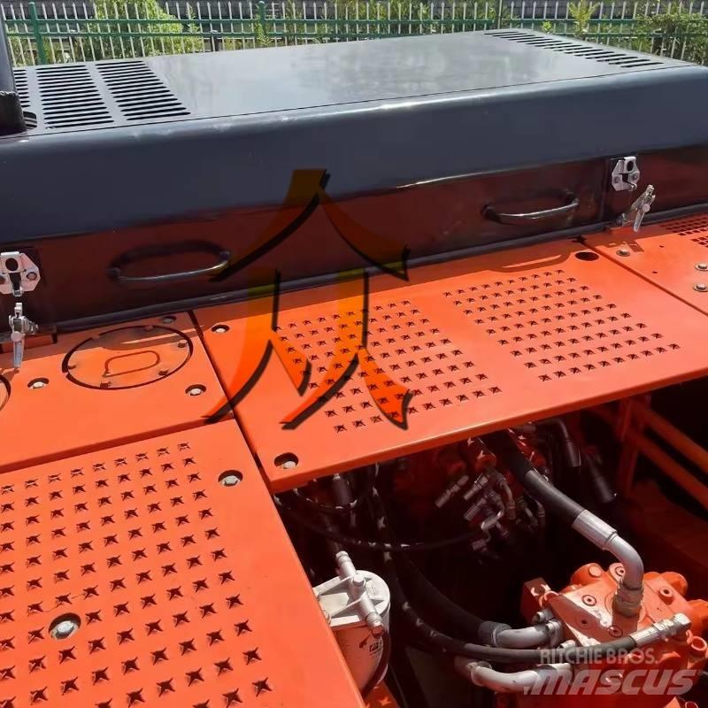 Doosan DH300 Paletli ekskavatörler