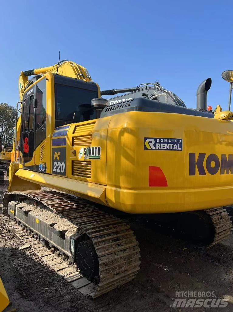 Komatsu PC 220 Paletli ekskavatörler