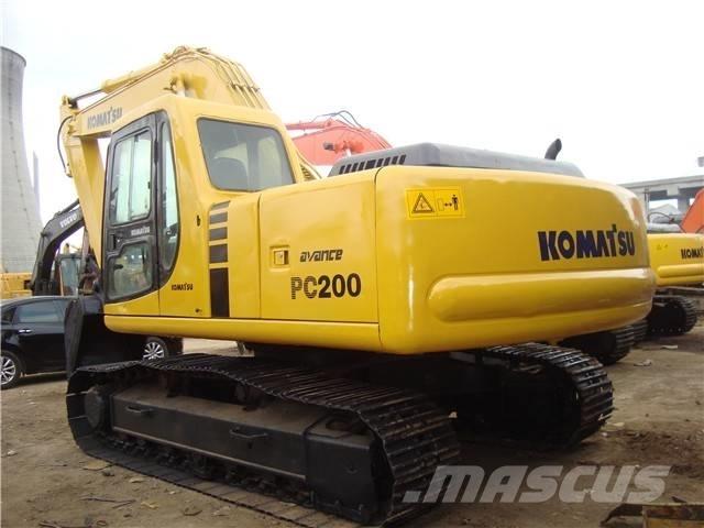 Komatsu PC 200 Paletli ekskavatörler