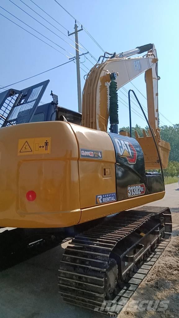 CAT 313 D Lastik tekerli ekskavatörler