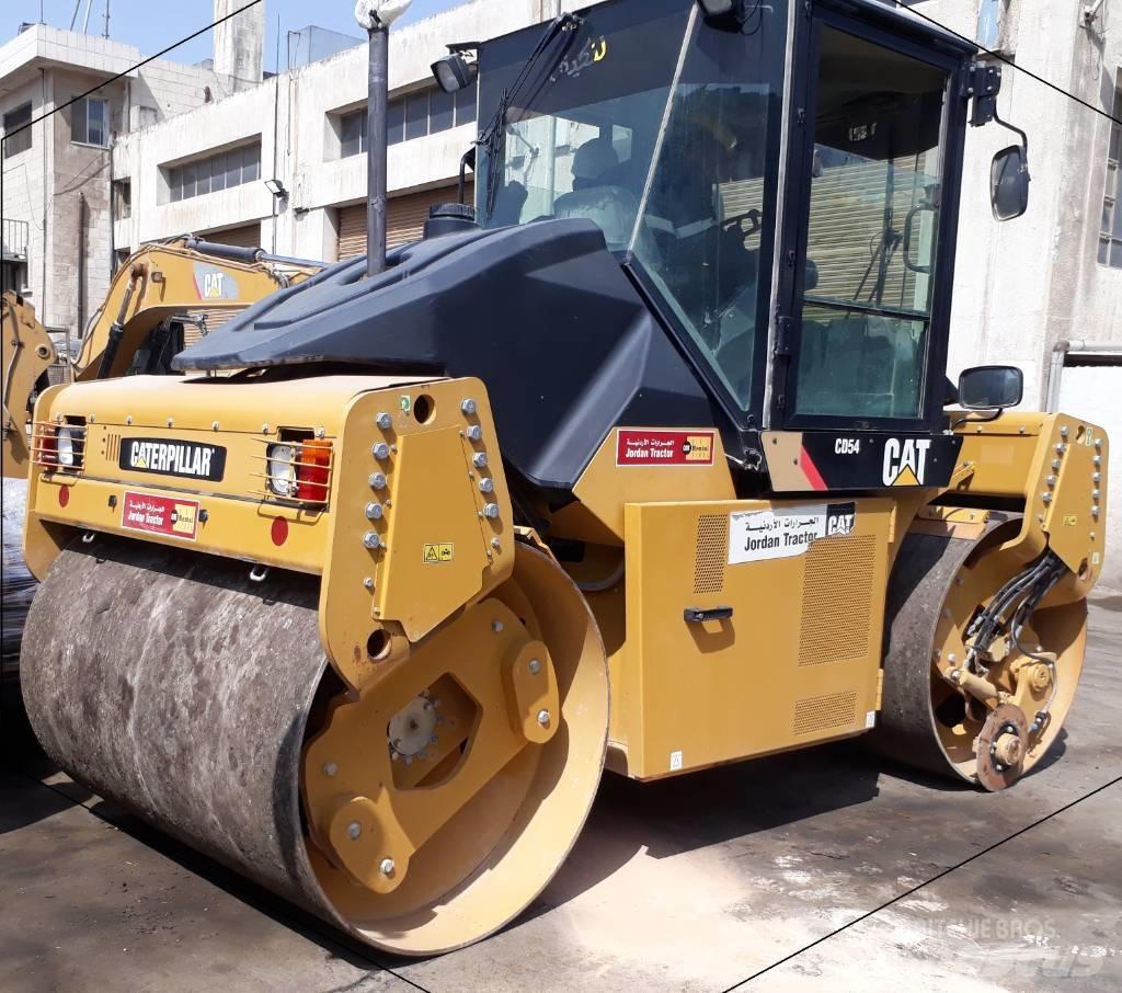CAT CD54 Çift tamburlu silindirler