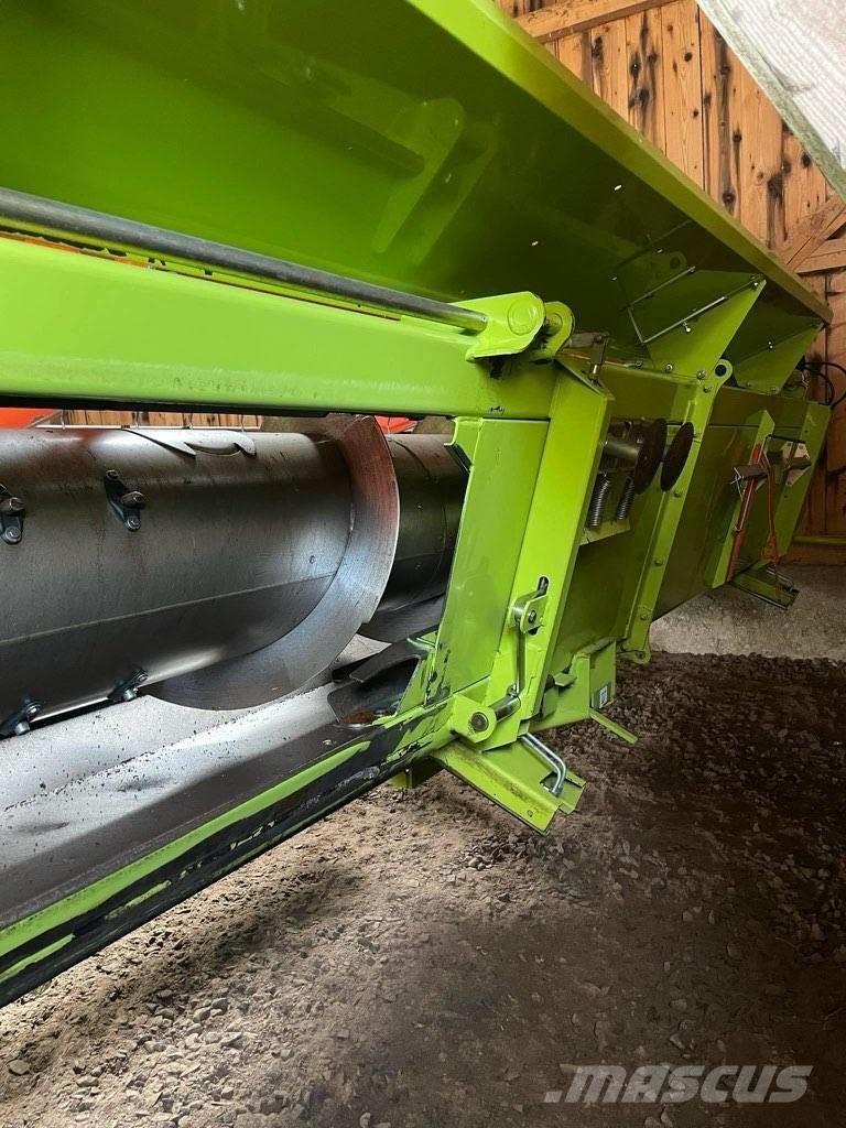 CLAAS V 750 Biçerdöver kafaları
