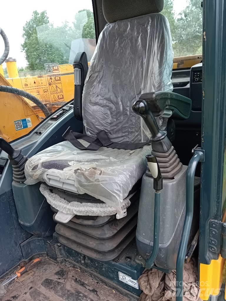Hyundai R145LCR-9A Paletli ekskavatörler