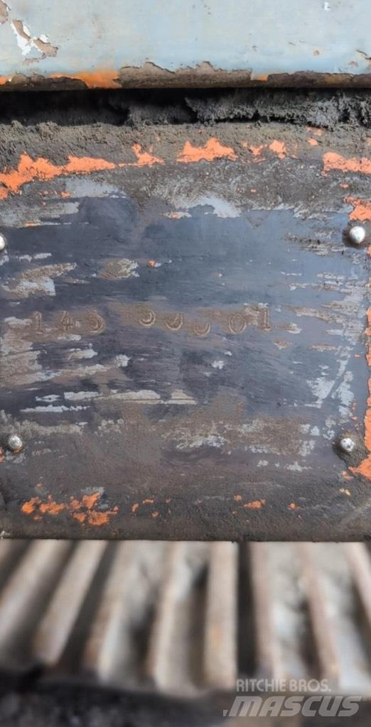 Hitachi EX 200 Paletli ekskavatörler