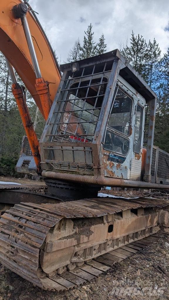 Hitachi EX 200 Paletli ekskavatörler
