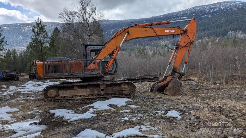 Hitachi EX 200 Paletli ekskavatörler