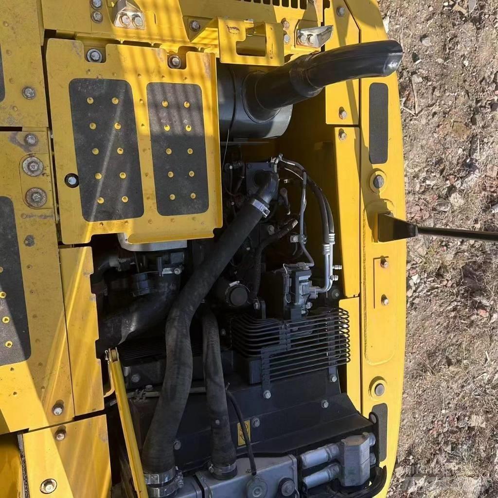 Komatsu PC110-8 Paletli ekskavatörler
