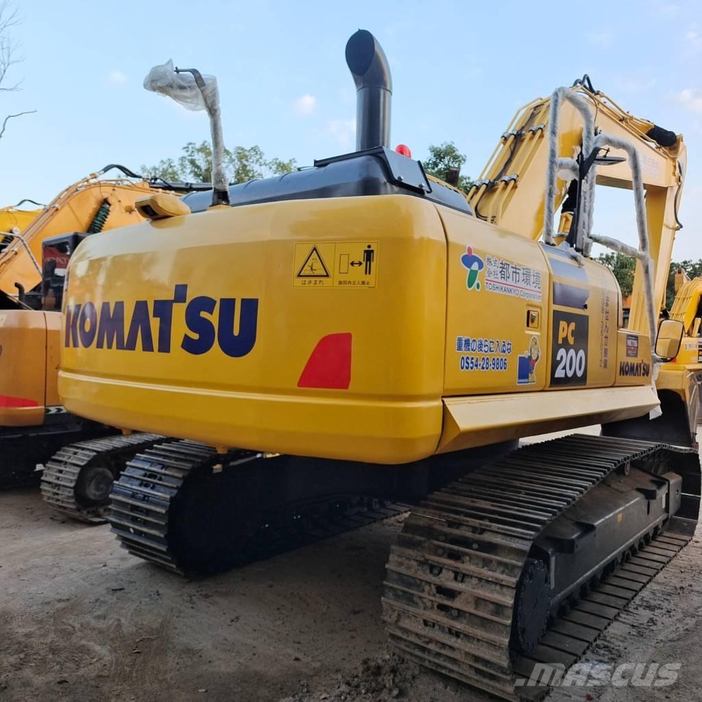 Komatsu PC 200-8 Paletli ekskavatörler