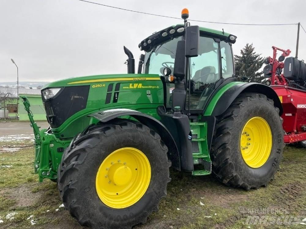 John Deere 6250 R Traktörler