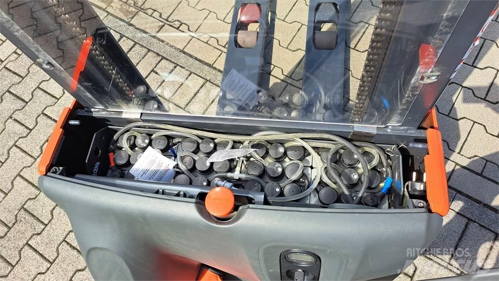 Linde L12- BR1172 Yaya kumandali istif makinasi