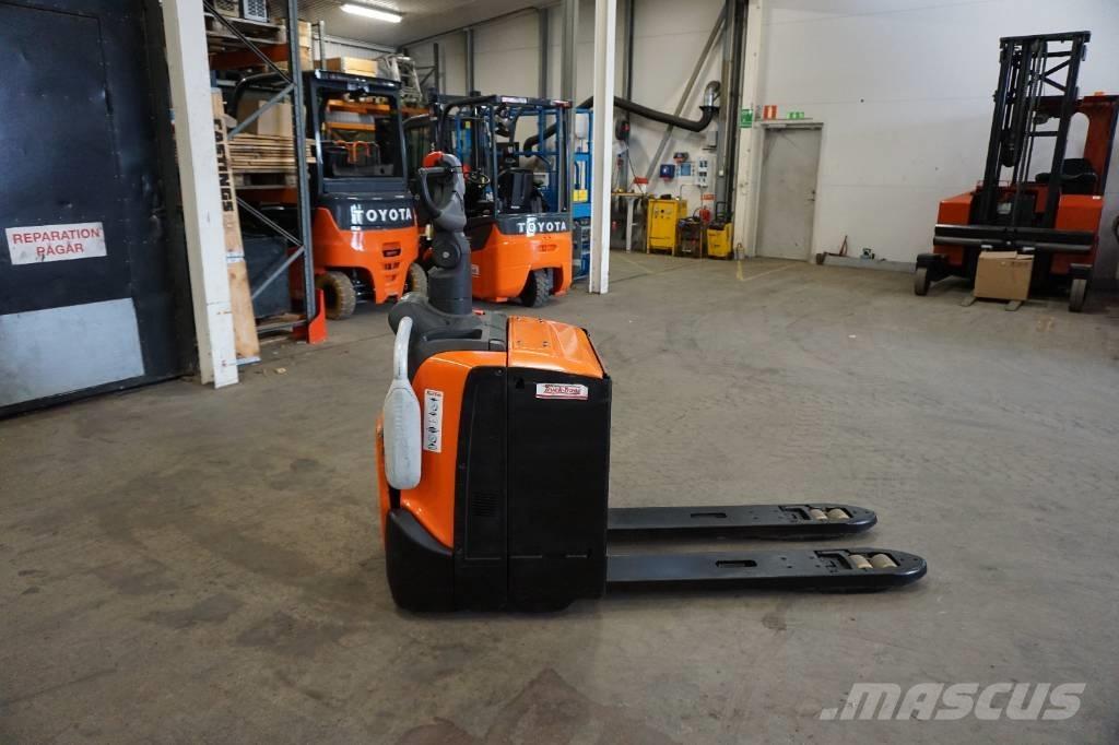 Toyota LPE220 Düsük seviye platformu