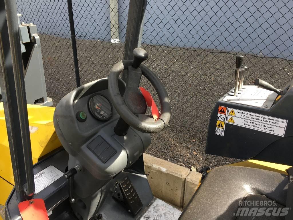 Aisle-Master 20WH Dar koridor forklifti