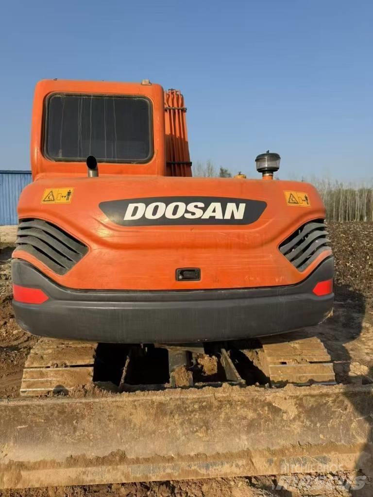 Doosan DX 75-9 C Paletli ekskavatörler