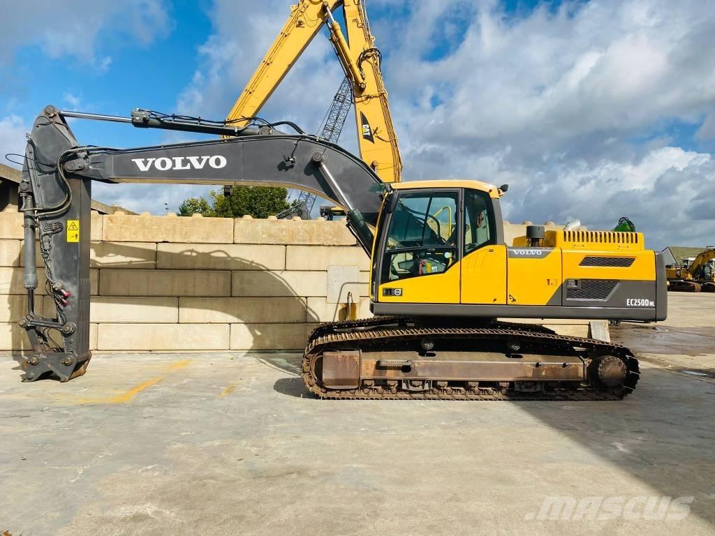 Volvo EC 250 D N L Paletli ekskavatörler