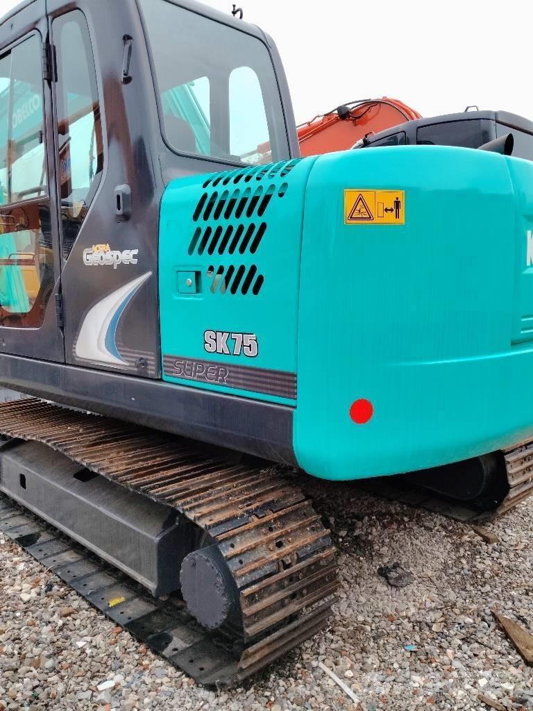 Kobelco SK 75 Paletli ekskavatörler