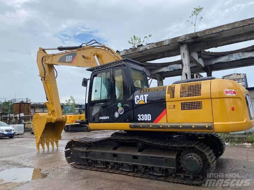 CAT 330 D Paletli ekskavatörler