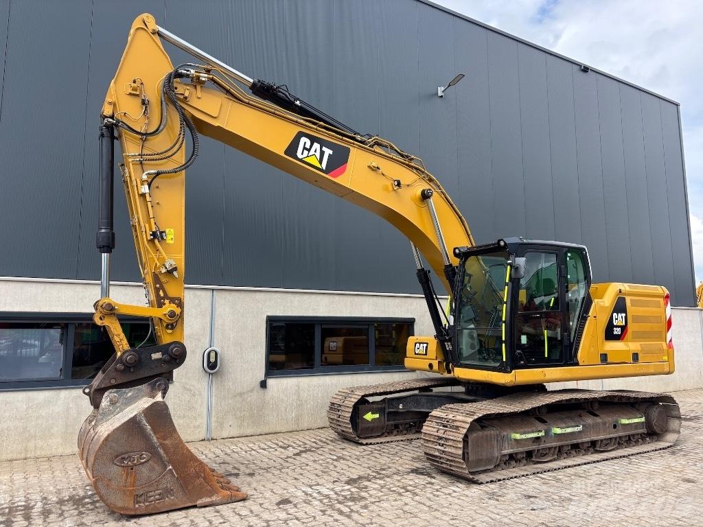 CAT 320 Paletli ekskavatörler