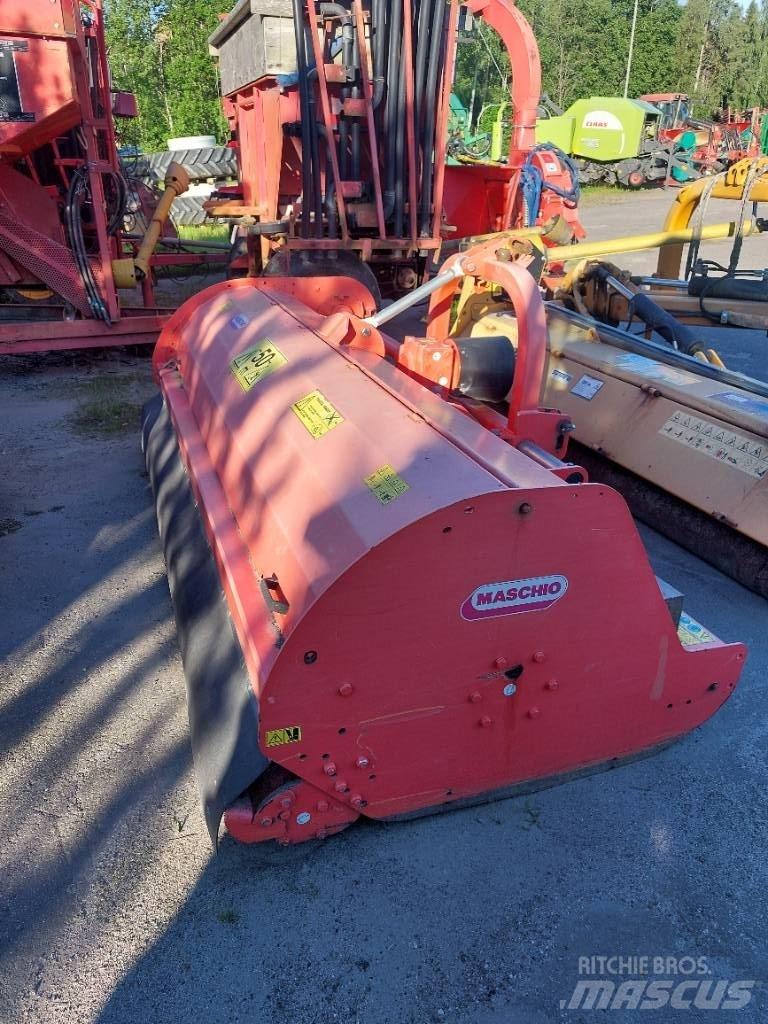Maschio Tornado 280 Hasat makineleri