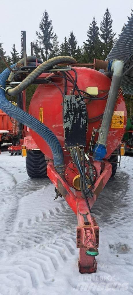 Livakka 16,5 m3 Sivi gübre ve ilaç tankerleri