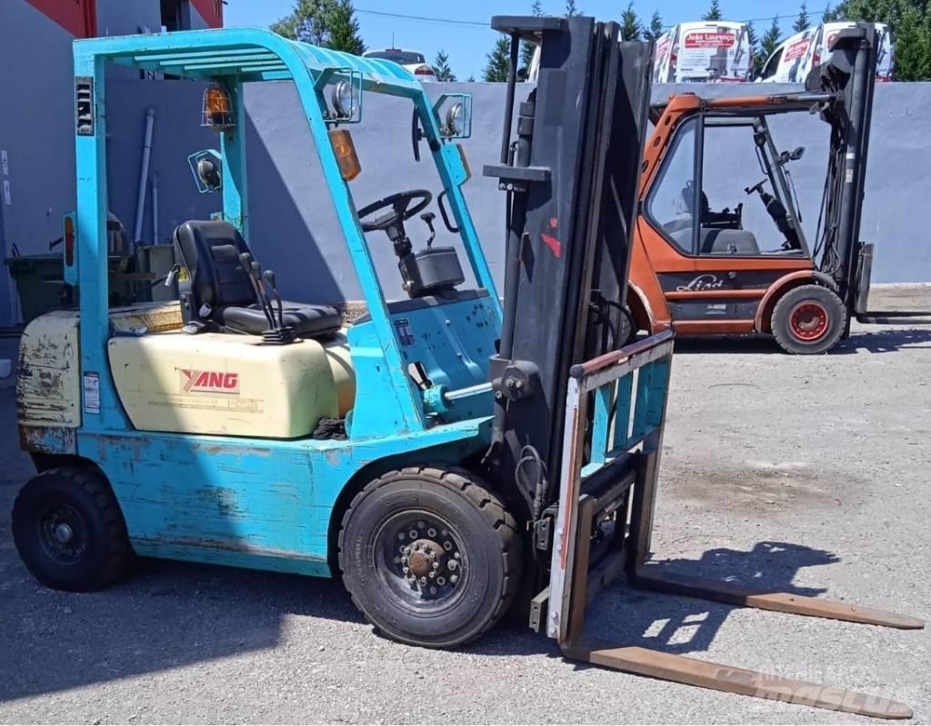 Yang FG20 LPG'li forkliftler