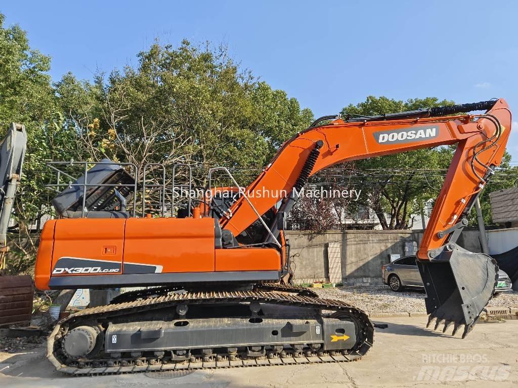 Doosan DX300 Paletli ekskavatörler