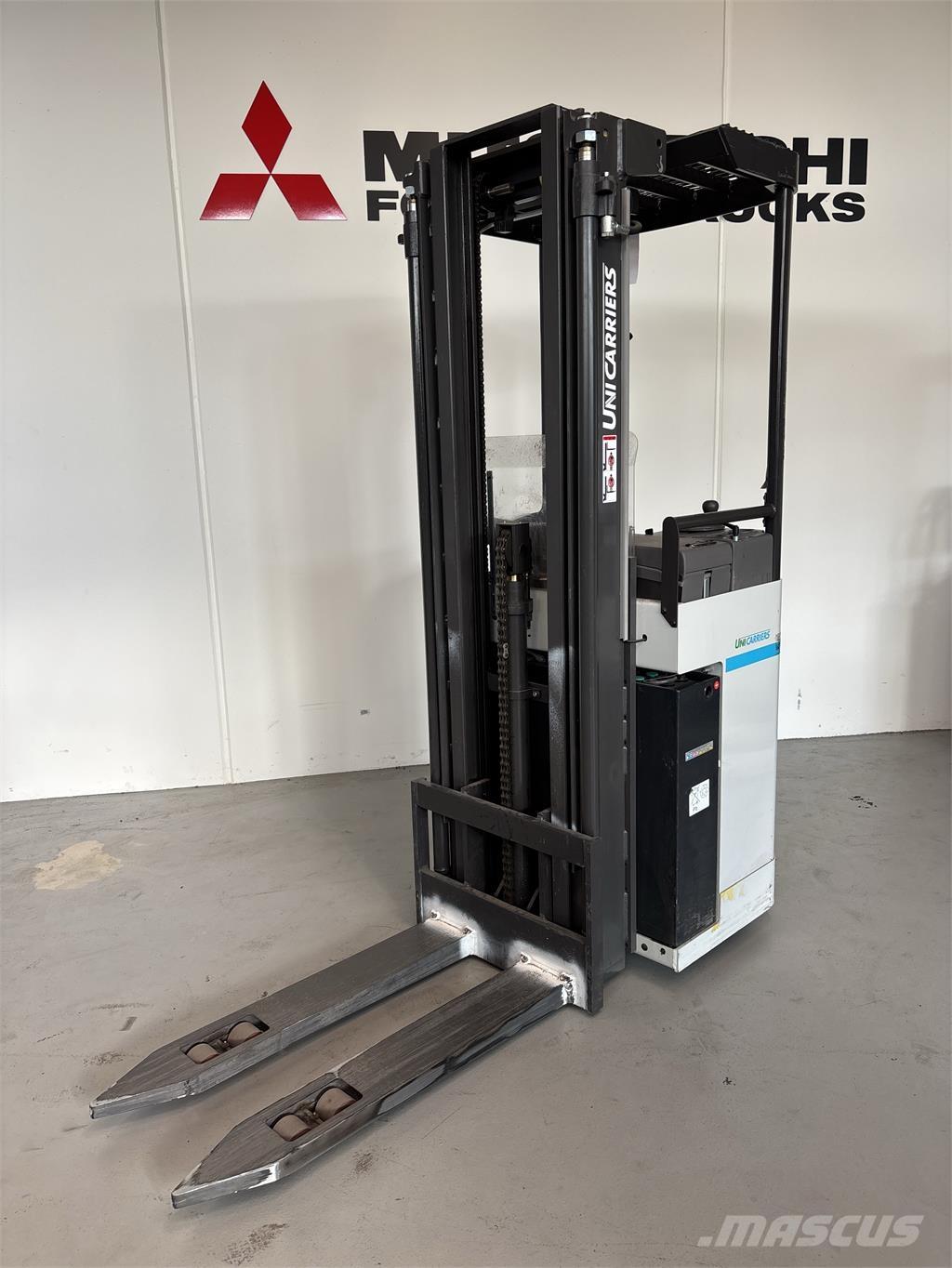 Atlet A160 Akülü depo ekipmanları