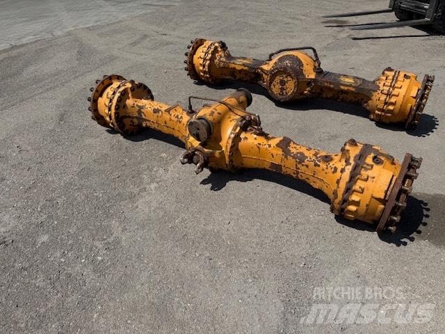 CASE 821 E AXLES Akslar