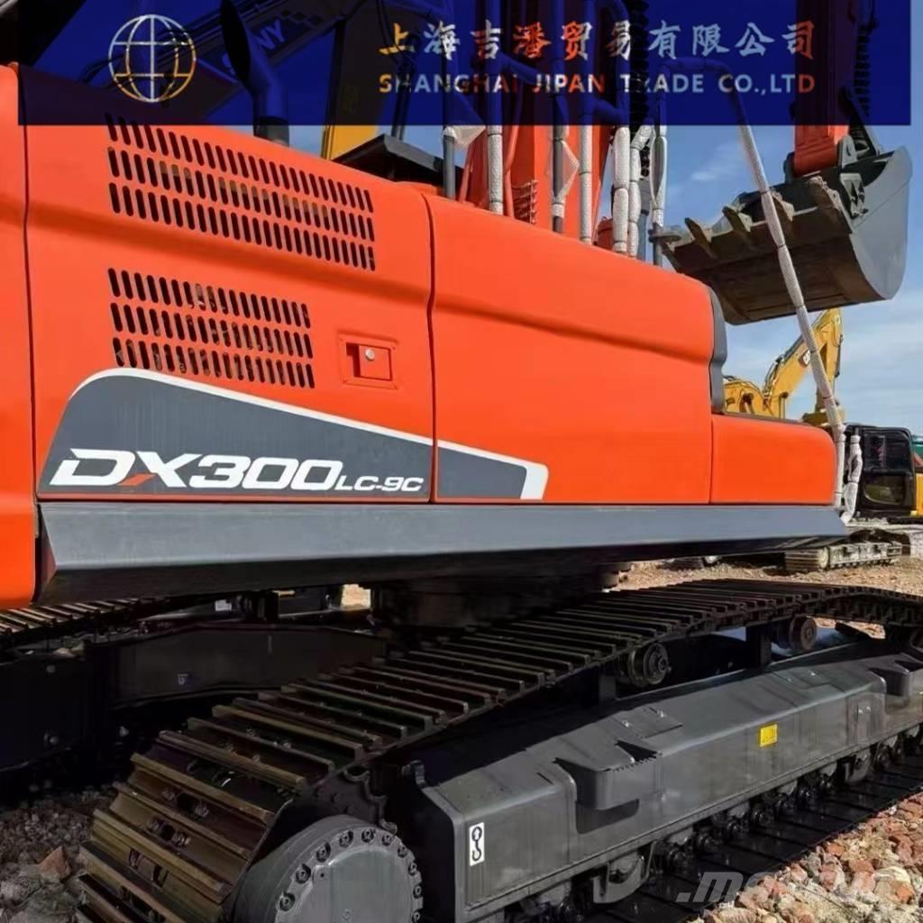 Doosan DX 300 Paletli ekskavatörler