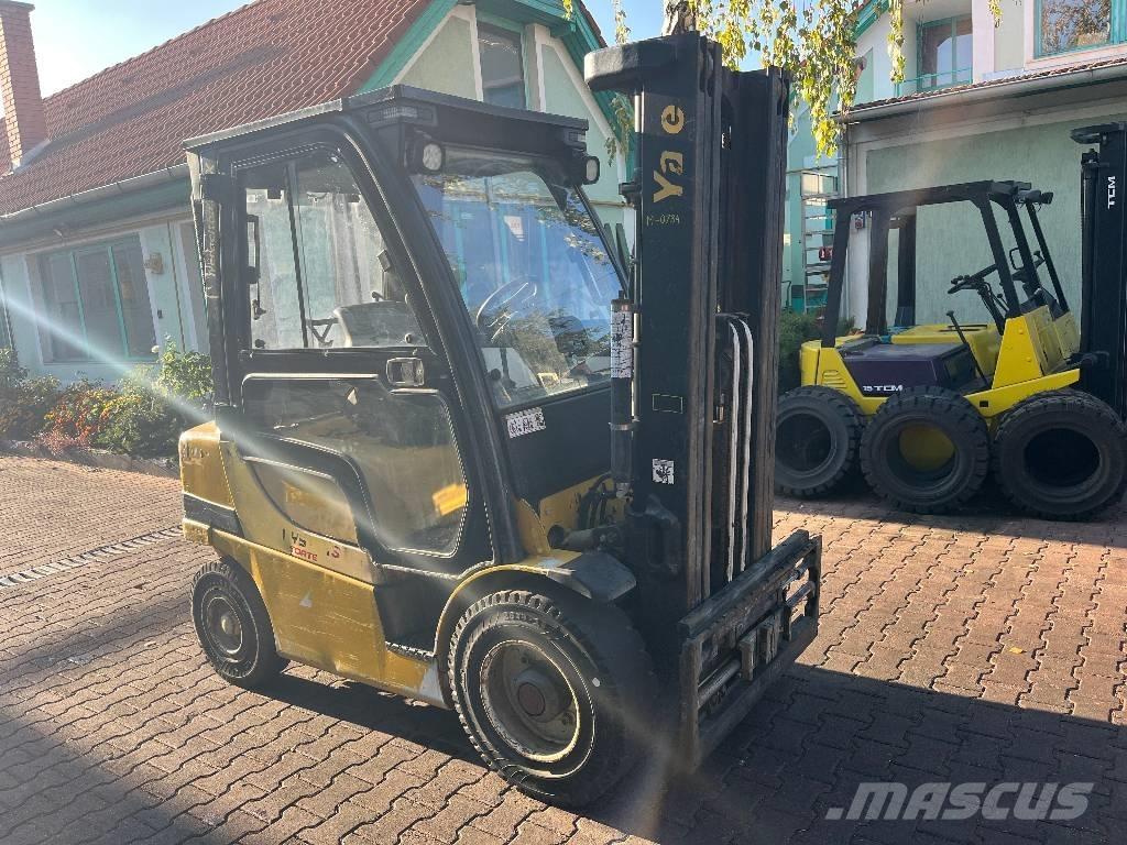 Yale GDP25VX     V-4221 Dizel forkliftler