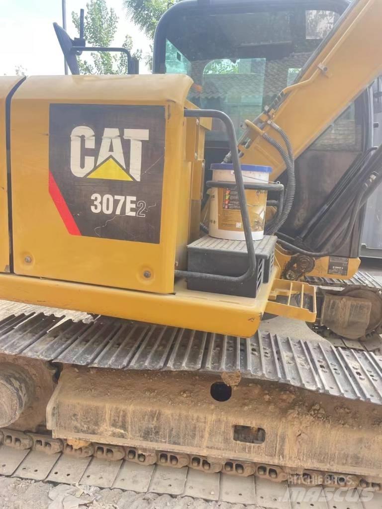 CAT 307 E2 Paletli ekskavatörler