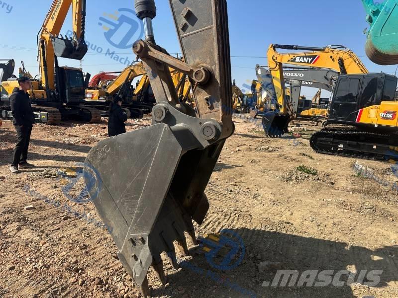 Volvo EC 220 D Paletli ekskavatörler