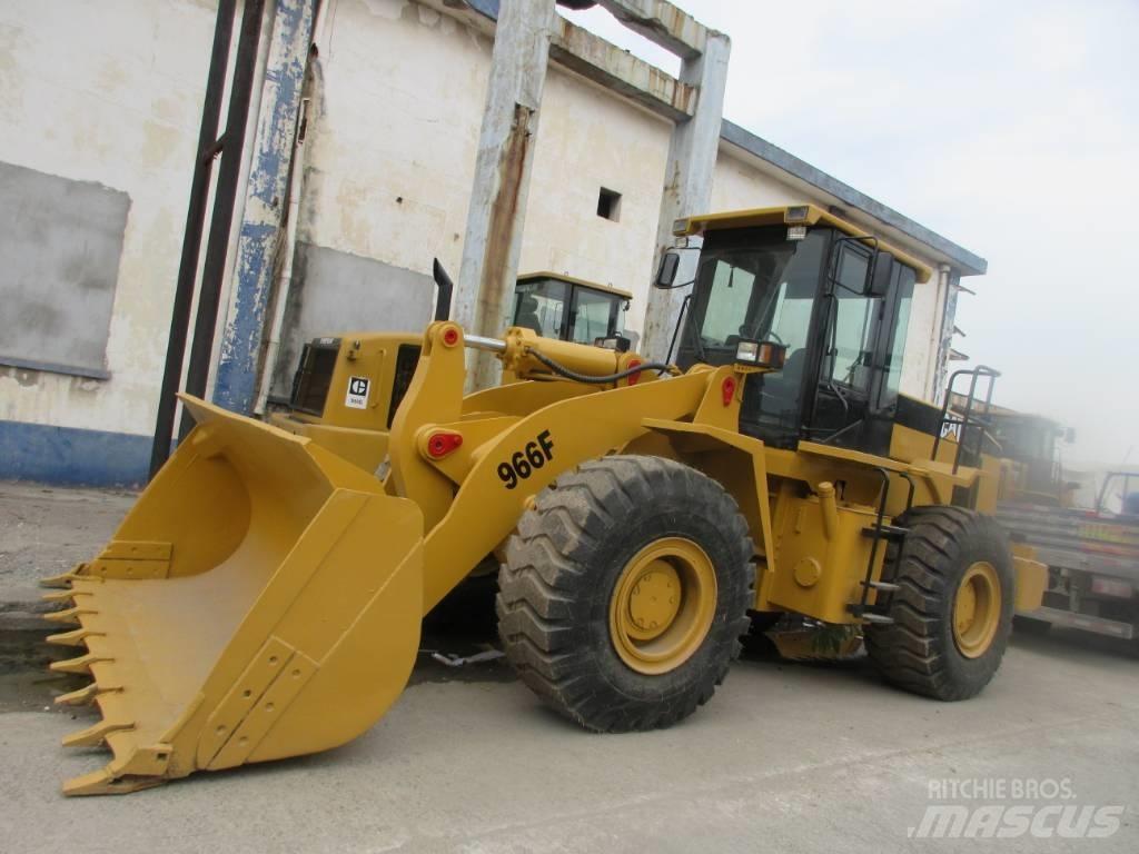 CAT 966 F Tekerlekli yükleyiciler