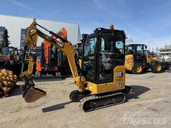 CAT 301.8-05A Mini ekskavatörler, 7 tona dek