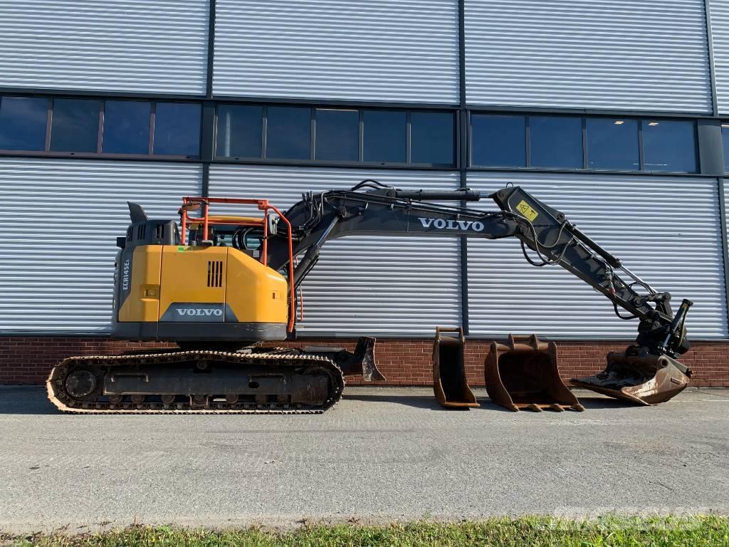 Volvo ECR145EL Paletli ekskavatörler