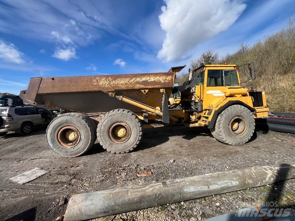 Volvo A25c Belden kirma kaya kamyonu