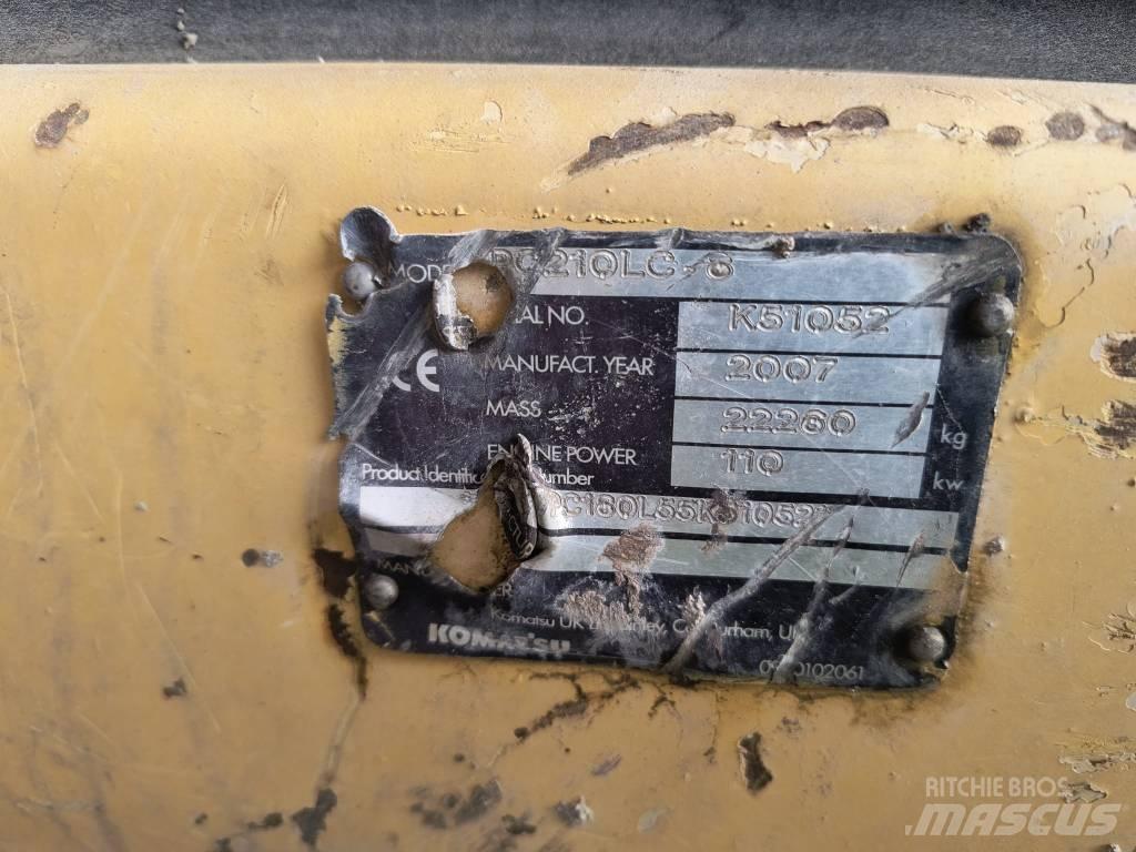 Komatsu 210 LC Paletli ekskavatörler
