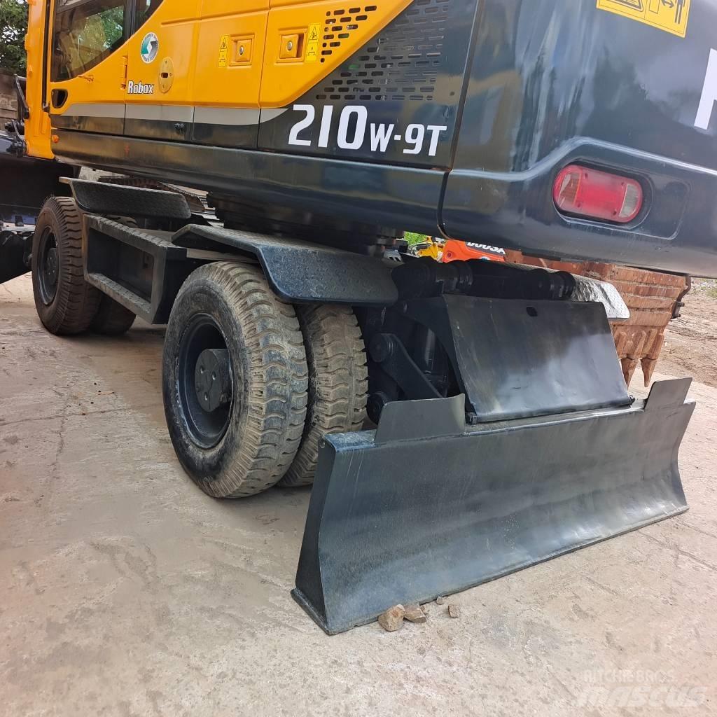 Hyundai 210W-9 Lastik tekerli ekskavatörler