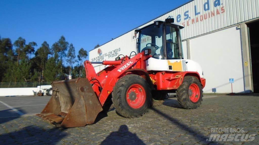 Volvo L 30 B Tekerlekli yükleyiciler
