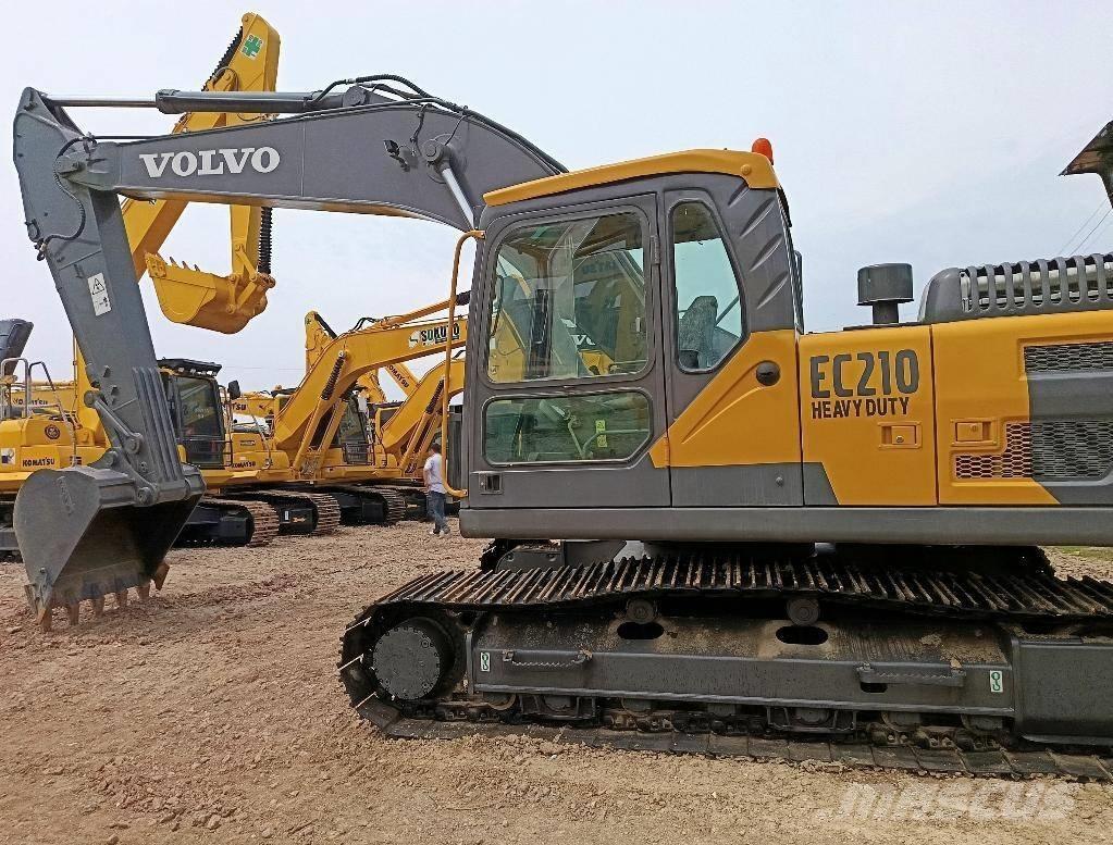 Volvo EC 210 Paletli ekskavatörler