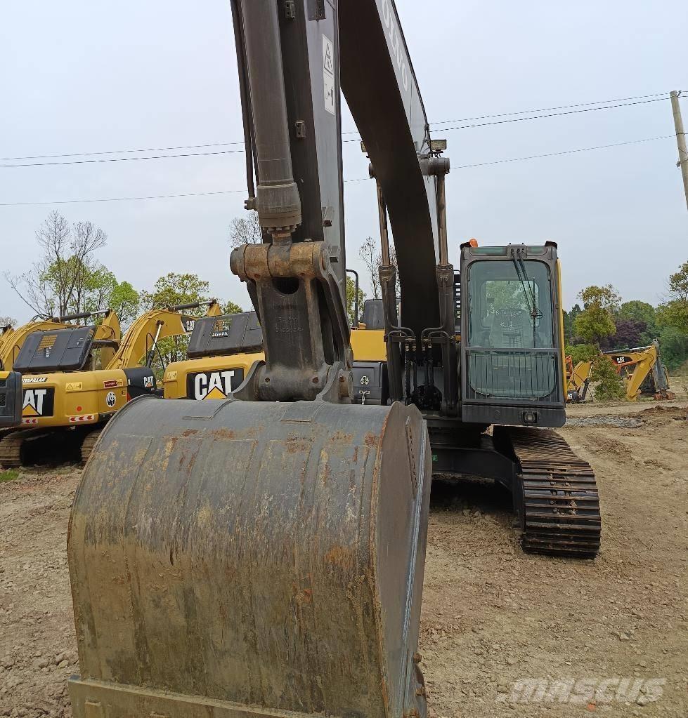 Volvo EC 210 Paletli ekskavatörler