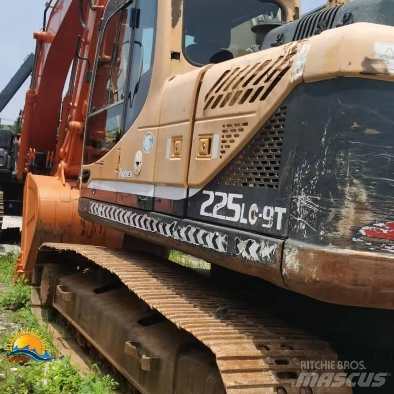 Hyundai 225lc-9t Paletli ekskavatörler