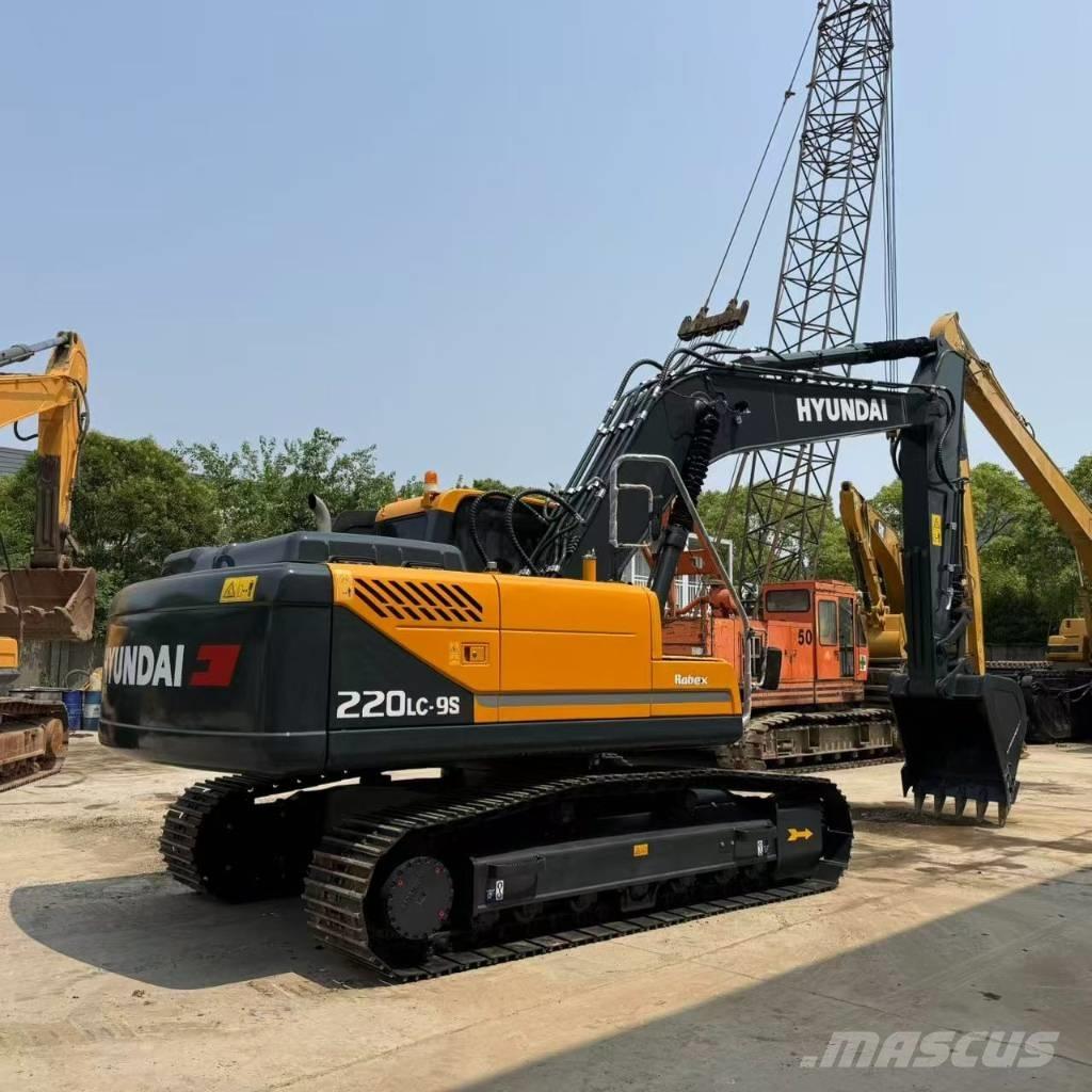 Hyundai R220LC-9S Midi ekskavatörler 7 - 12 t